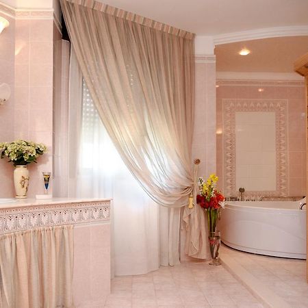 B&B Caravaggio San Donaci Ngoại thất bức ảnh